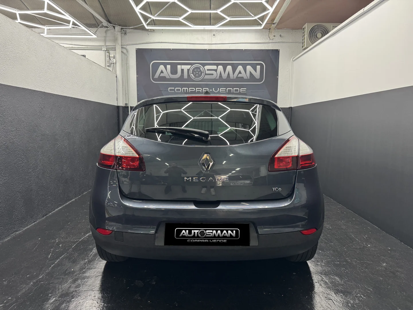 RENAULT Megane Limited Energy TCe 115 SS Euro 6 2015 Gasolina Gris - Imagen 6 de 51